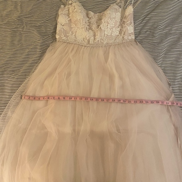 David’s Bridal Blush Beaded Floor-Length Wedding Dress Size 14 - Picture 7 of 7